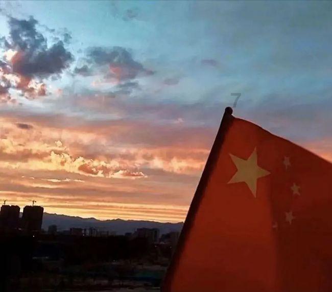 80年代的组画挂历,这人物描绘得太传神了!